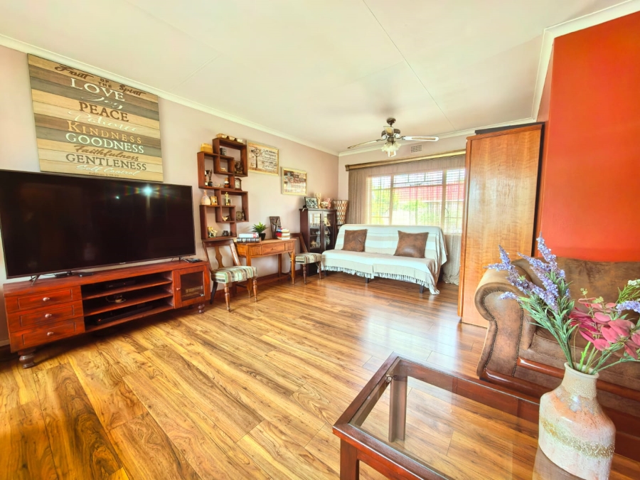 3 Bedroom Property for Sale in Vaalpark Free State